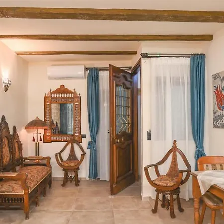 Hamam Oriental Hotel 2*